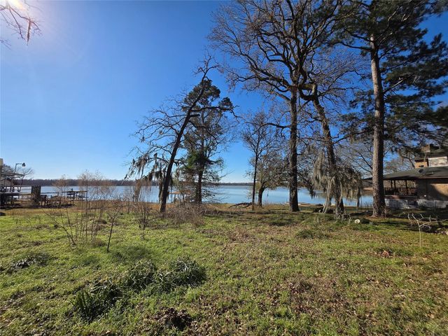 1188 Sportsman Drive, Trinity, TX 75862