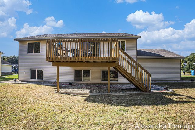 2681 Cutlass Street, Wayland, MI 49348