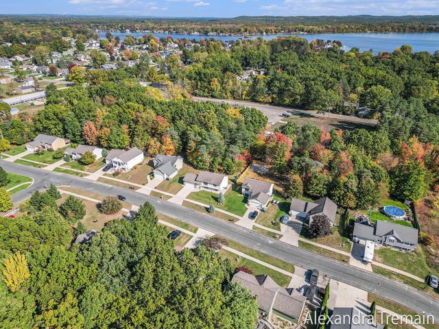 2681 Cutlass Street, Wayland, MI 49348