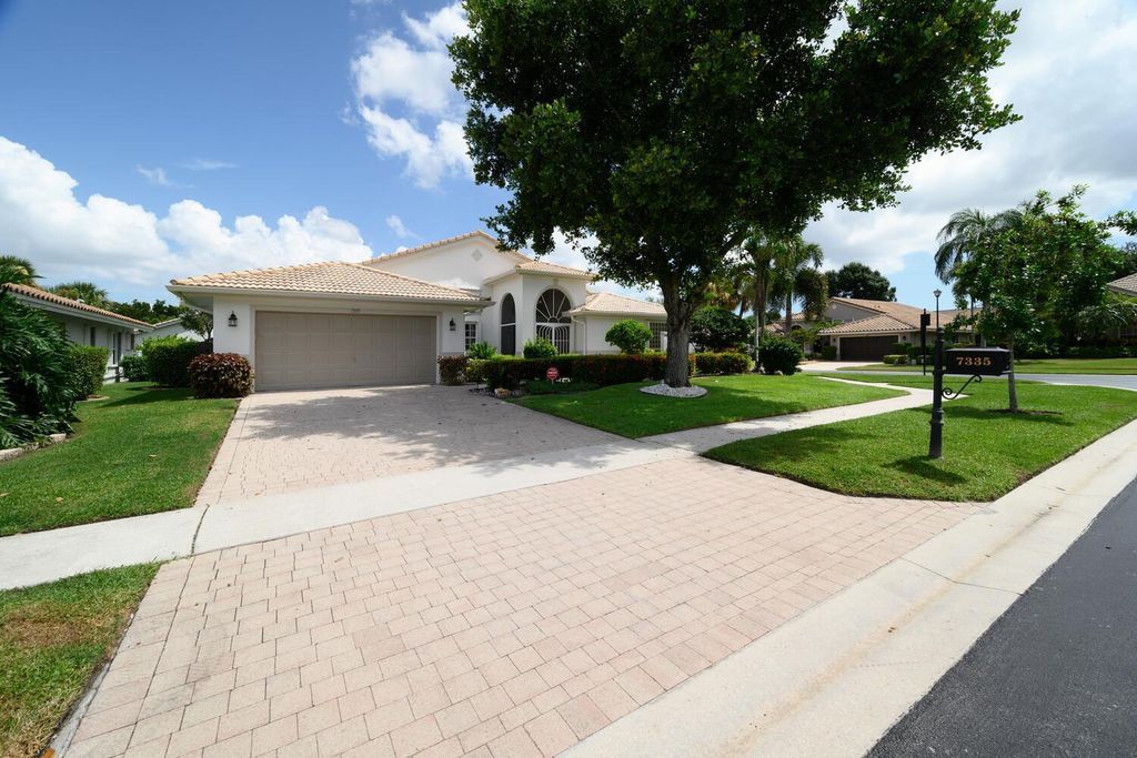 7335 Sterling Falls Lane, Boynton Beach, FL 33437