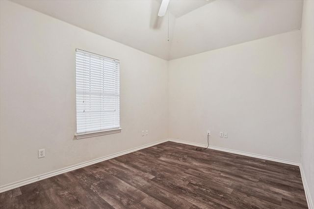 8837 Sunset Trace Drive, Fort Worth, TX 76244