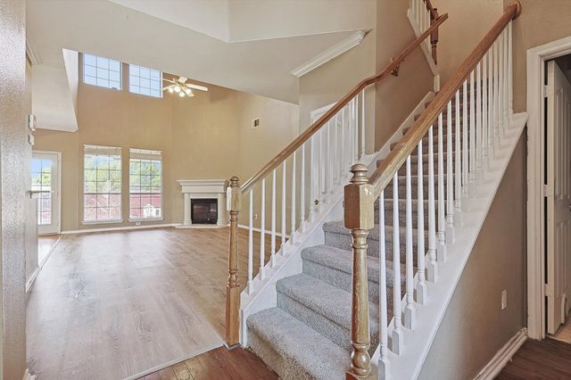8837 Sunset Trace Drive, Fort Worth, TX 76244