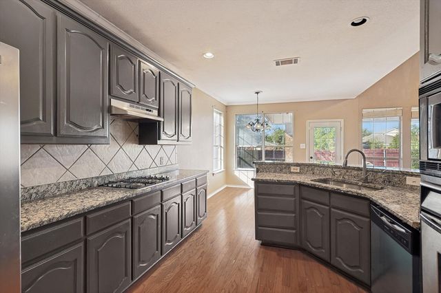 8837 Sunset Trace Drive, Fort Worth, TX 76244
