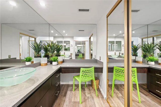 1150 E Palm Canyon 30, Palm Springs, CA 92264