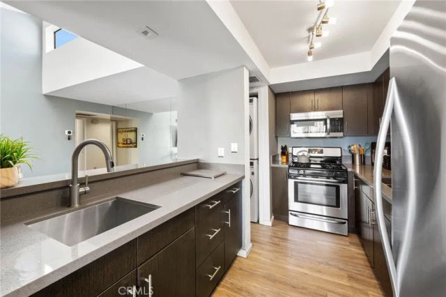 1150 E Palm Canyon 30, Palm Springs, CA 92264