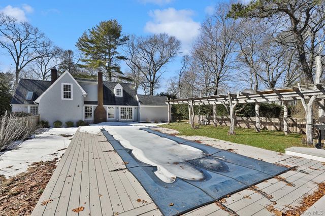 17C Basket Neck Lane, Remsenburg, NY 11960