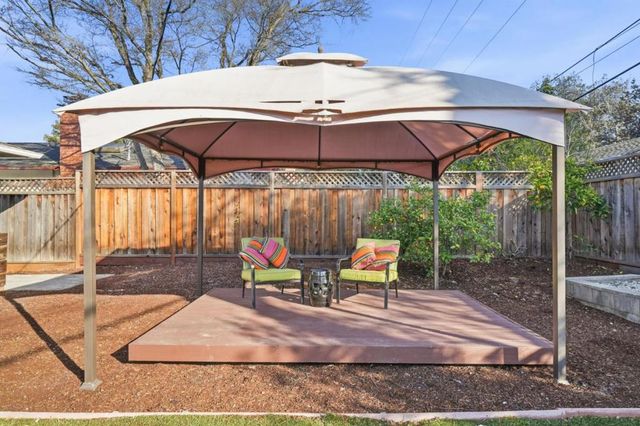 1090 Butte Court, Sunnyvale, CA 94087