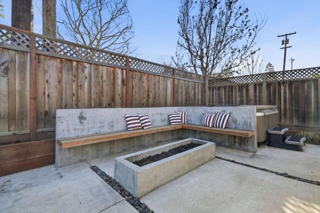 1090 Butte Court, Sunnyvale, CA 94087