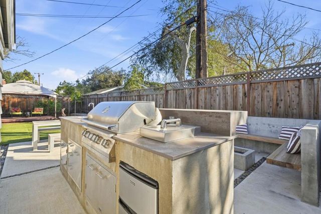 1090 Butte Court, Sunnyvale, CA 94087