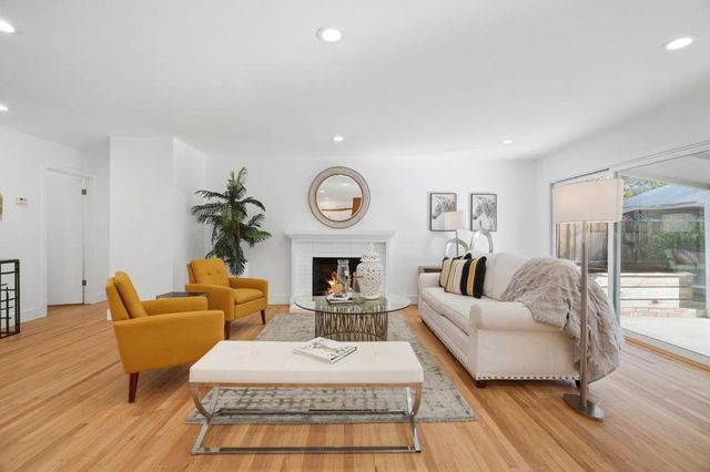 1090 Butte Court, Sunnyvale, CA 94087