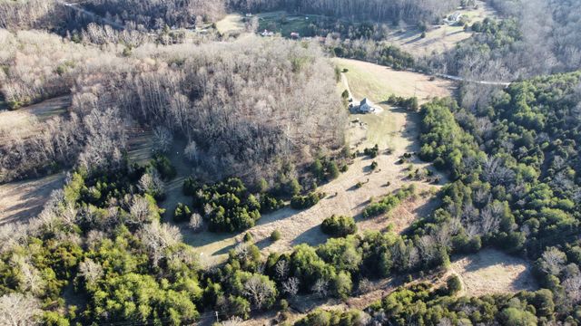 9098 Winchester Road, Irvine, KY 40336