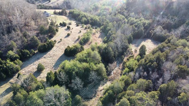 9098 Winchester Road, Irvine, KY 40336