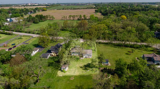 220 W Francis Road, New Lenox, IL 60451