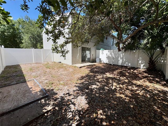 305 57TH AVENUE DRIVE E A, Bradenton, FL 34203