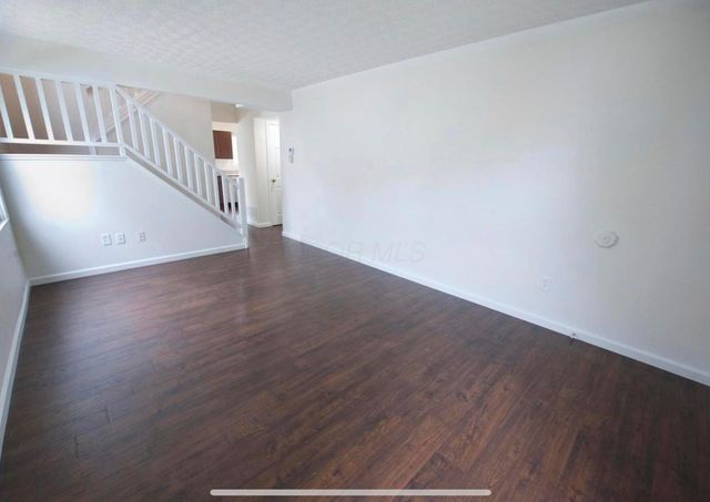 3797 Heatherglen Drive, Columbus, OH 43221