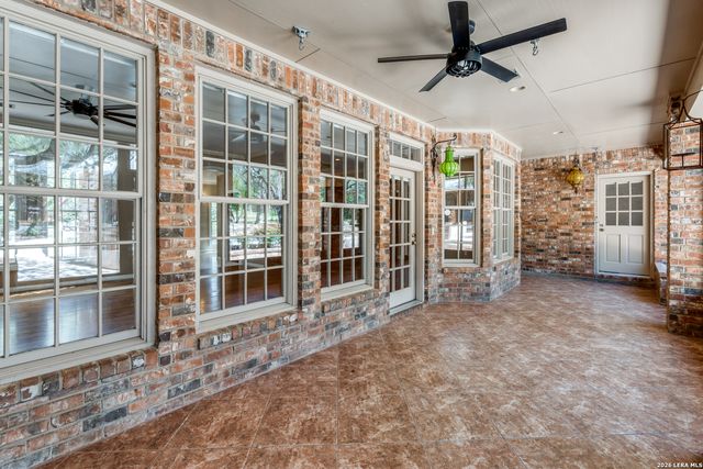 8523 Alydar Circle, Fair Oaks Ranch, TX 78015