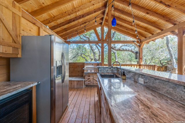 8523 Alydar Circle, Fair Oaks Ranch, TX 78015