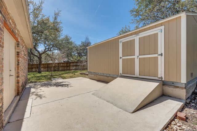 8523 Alydar Circle, Fair Oaks Ranch, TX 78015