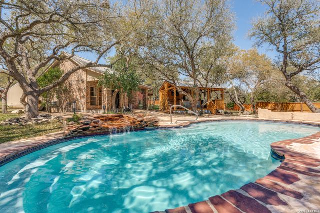 8523 Alydar Circle, Fair Oaks Ranch, TX 78015