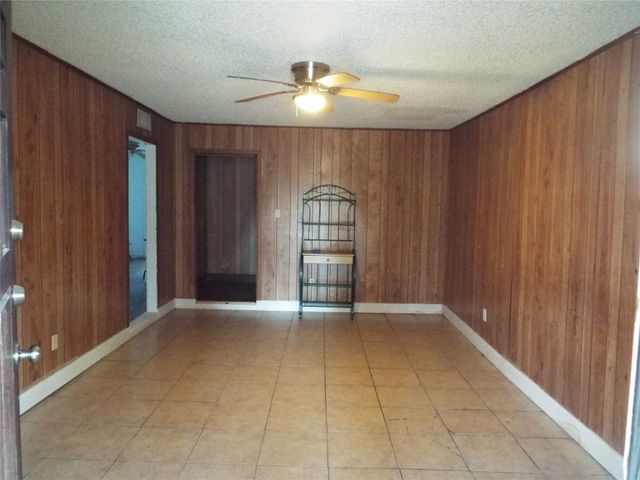 4228 Hardeman Street, Fort Worth, TX 76119