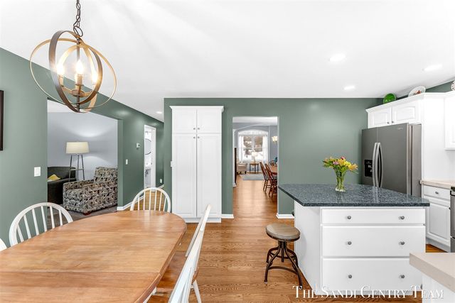 15233 Rannes Street, Spring Lake, MI 49456