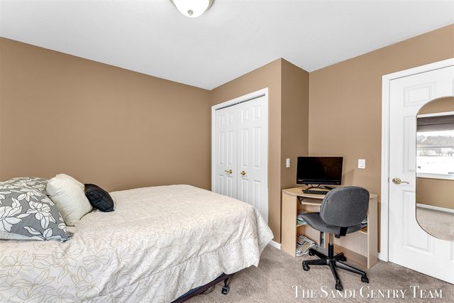 15233 Rannes Street, Spring Lake, MI 49456