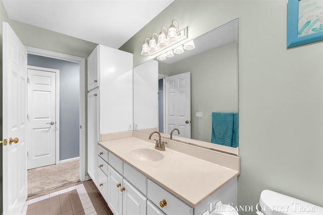 15233 Rannes Street, Spring Lake, MI 49456