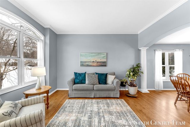 15233 Rannes Street, Spring Lake, MI 49456