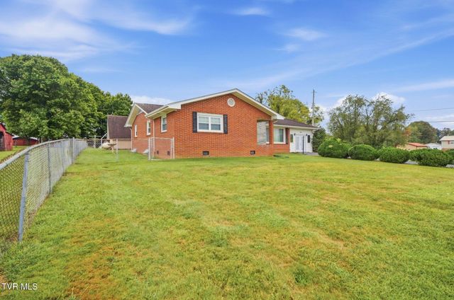 173 South Pickens Bridge Road, Johnson City, TN 37615