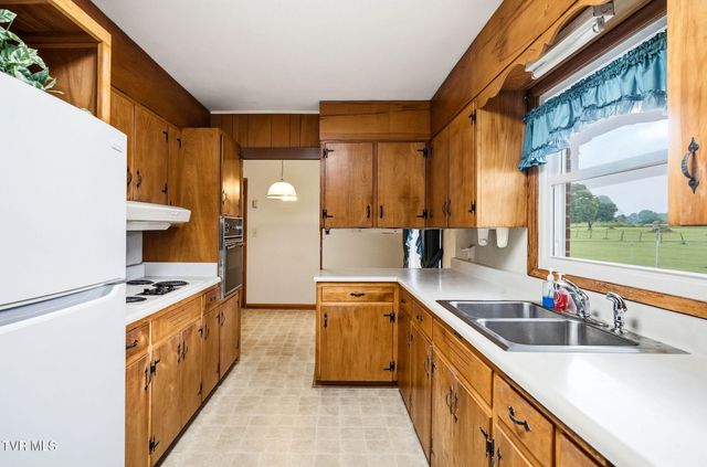 173 South Pickens Bridge Road, Johnson City, TN 37615