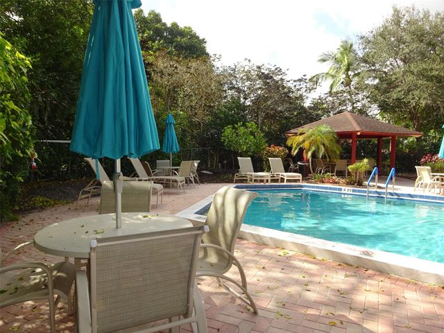 2801 N Palm Aire Drive 308, Pompano Beach, FL 33069