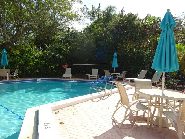 2801 N Palm Aire Drive 308, Pompano Beach, FL 33069