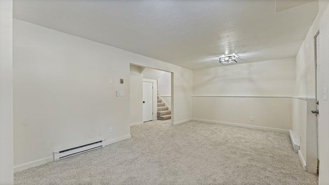 829 Pleasantview Drive SE, Willmar, MN 56201