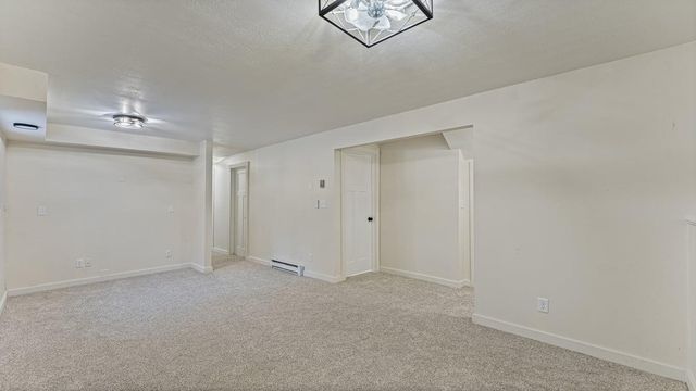 829 Pleasantview Drive SE, Willmar, MN 56201