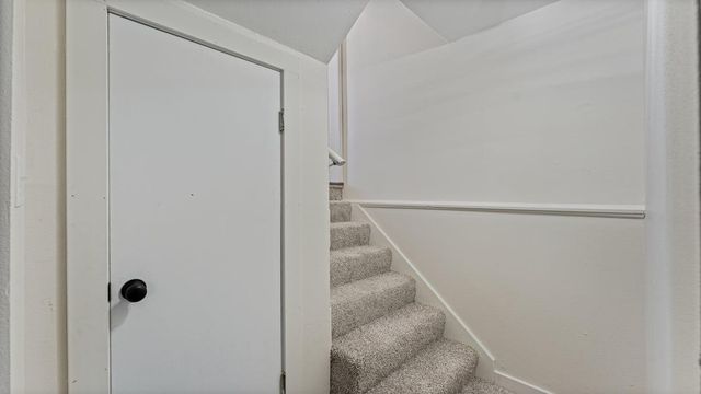 829 Pleasantview Drive SE, Willmar, MN 56201