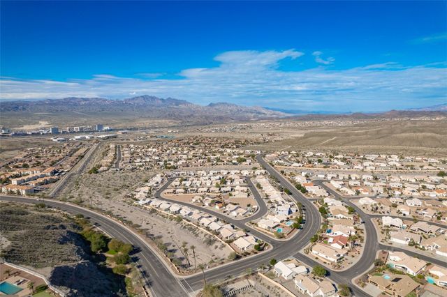 2926 Ladera Drive, Bullhead City, AZ 86429