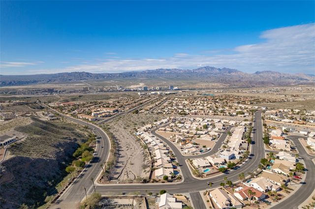 2926 Ladera Drive, Bullhead City, AZ 86429