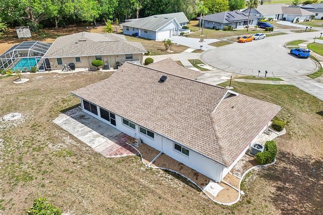 201 STONEHOUSE COURT, Sun City Center, FL 33573