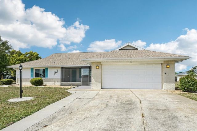 201 STONEHOUSE COURT, Sun City Center, FL 33573