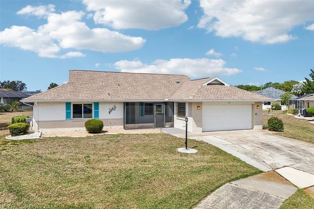 201 STONEHOUSE COURT, Sun City Center, FL 33573