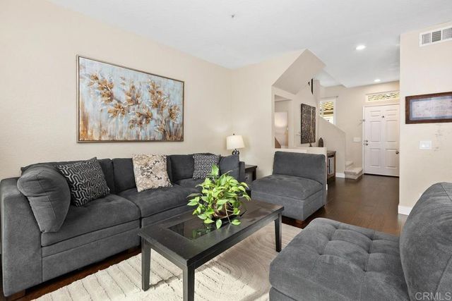 6231 Calle Mariselda 603, San Diego, CA 92124