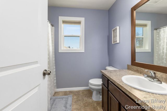 9334 Shaner Avenue, Rockford, MI 49341