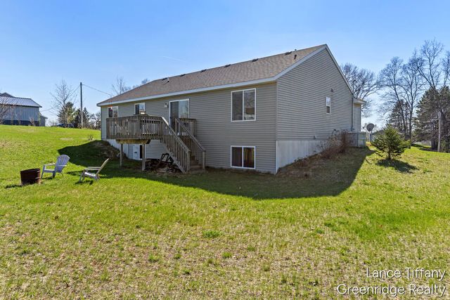 9334 Shaner Avenue, Rockford, MI 49341