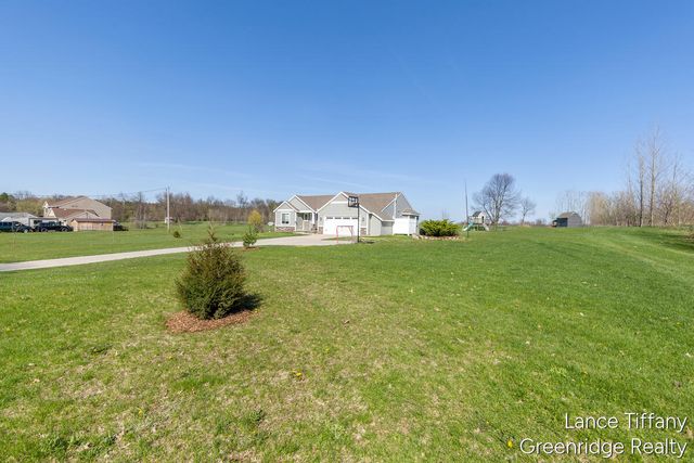 9334 Shaner Avenue, Rockford, MI 49341
