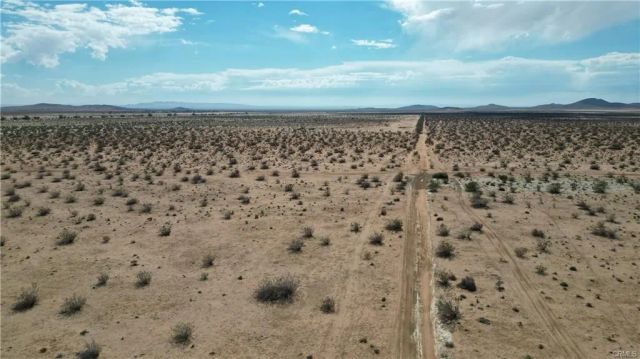 0 ,, Hinkley, CA 92347