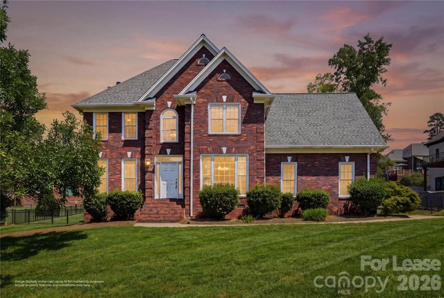 182 E Tattersall Drive, Statesville, NC 28677