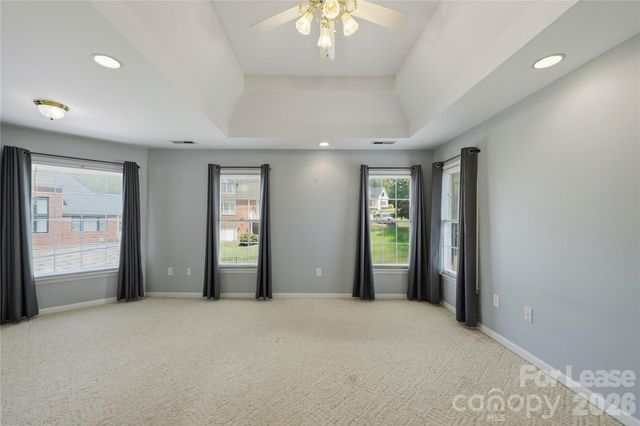 182 E Tattersall Drive, Statesville, NC 28677