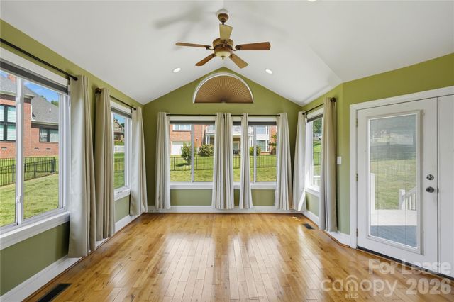 182 E Tattersall Drive, Statesville, NC 28677