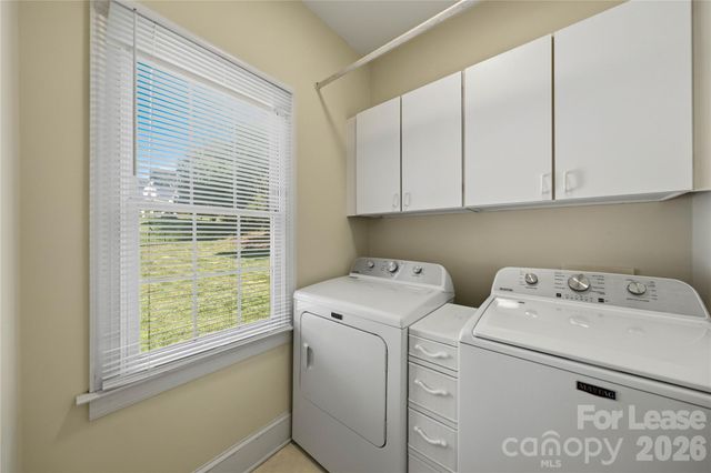 182 E Tattersall Drive, Statesville, NC 28677