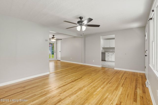 803 Otter Creek Rd, Vine Grove, KY 40175